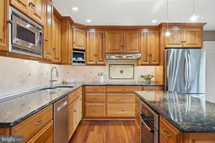 525 Beaumont Cir, West Chester, PA 19380 - Photo 26