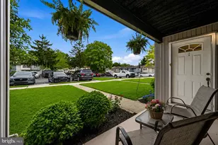 129 Ascot Ct, Downingtown, PA 19335 - Photo 4