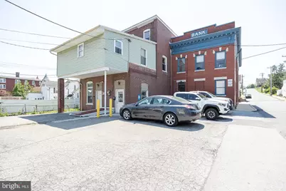 441 W 1st Avenue, Parkesburg, PA 19365 - Photo 2