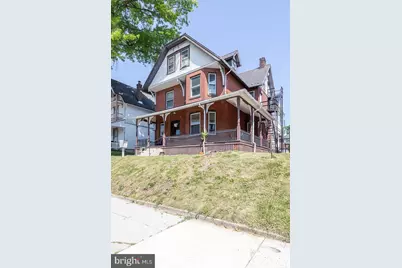 553 E Chestnut Street, Coatesville, PA 19320 - Photo 1