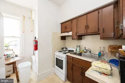 553 E Chestnut Street, Coatesville, PA 19320 - Photo 6