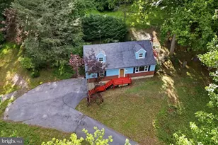 430 Creek Rd, Downingtown, PA 19335 - Photo 2