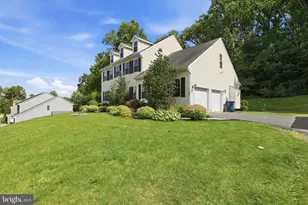 115 Burgundy Ln, Coatesville, PA 19320 - Photo 34