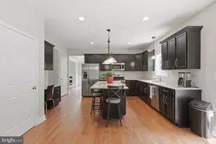 115 Burgundy Ln, Coatesville, PA 19320 - Photo 6