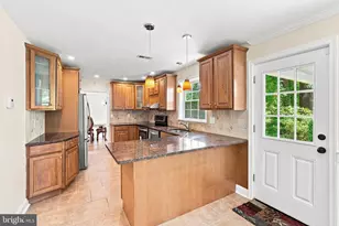 905 Newtown Rd, Devon, PA 19333 - Photo 30