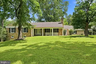 905 Newtown Rd, Devon, PA 19333 - Photo 2