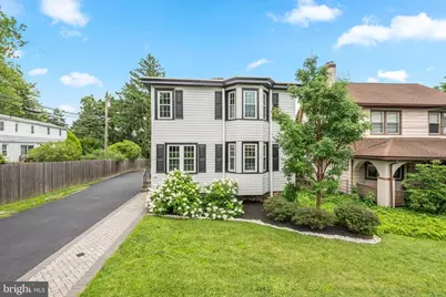 56 Paoli Pike, Paoli, PA 19301 - Photo 2