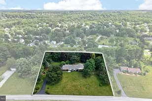 555 Country Club Rd, Coatesville, PA 19320 - Photo 2
