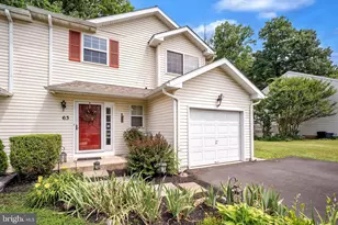 63 Pinckney Dr, Coatesville, PA 19320 - Photo 2
