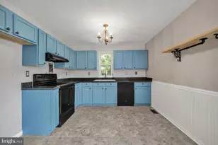 63 Pinckney Dr, Coatesville, PA 19320 - Photo 8