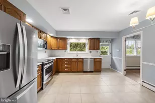 1026 Waltham Rd, Berwyn, PA 19312 - Photo 6