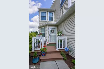 332 Gavin Drive, Coatesville, PA 19320 - Photo 2