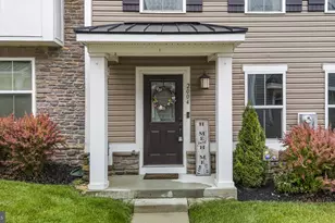 2004 Stargazers Rd, Coatesville, PA 19320 - Photo 2