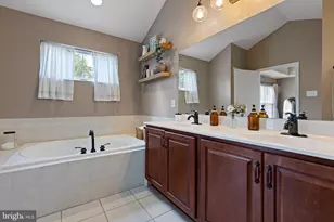 284 Cherry Ln, Kennett Square, PA 19348 - Photo 20