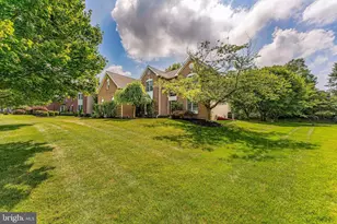 2069 St Andrews Dr, Berwyn, PA 19312 - Photo 2