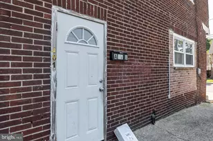 401 Maple Ave, Coatesville, PA 19320 - Photo 4