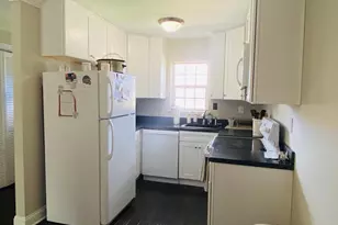 112 Chester Ct, Downingtown, PA 19335 - Photo 2