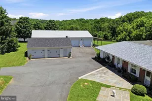 875 Locust Grove Rd, West Chester, PA 19382 - Photo 2