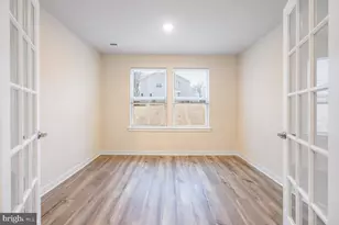 923 Magnolia Ln, Spring City, PA 19475 - Photo 6