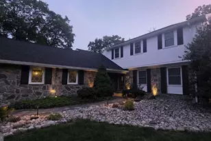 552 Daventry Rd, Berwyn, PA 19312 - Photo 2