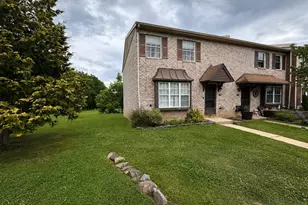 341 Kidwelly Ct, Exton, PA 19341 - Photo 4