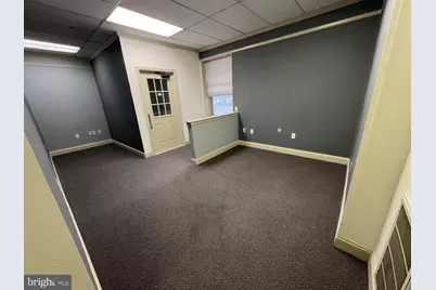 139 W Market Street #FIRST FLOOR FRONT, West Chester, PA 19382 - Photo 4