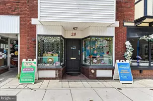 28 Gay St, Phoenixville, PA 19460 - Photo 2
