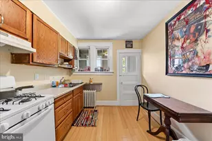 28 Gay St, Phoenixville, PA 19460 - Photo 6