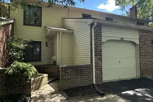 205 Bernard Ct, Chesterbrook, PA 19087 - Photo 2