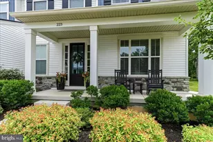 223 Lily Ln, Kennett Square, PA 19348 - Photo 2