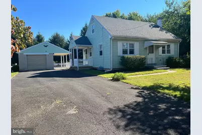 138 E Seven Stars Road, Phoenixville, PA 19460 - Photo 2