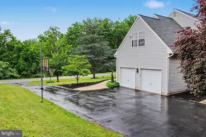 324 Martingale Circle, Coatesville, PA 19320 - Photo 6