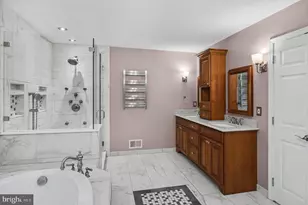 324 Martingale Cir, Coatesville, PA 19320 - Photo 24