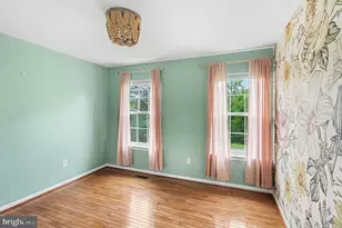324 Martingale Cir, Coatesville, PA 19320 - Photo 34
