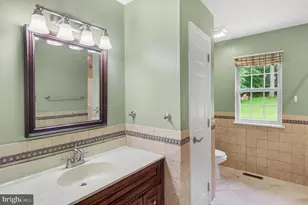 324 Martingale Cir, Coatesville, PA 19320 - Photo 30