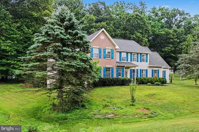 324 Martingale Circle, Coatesville, PA 19320 - Photo 4