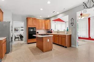 505 Springview Ln, Phoenixville, PA 19460 - Photo 12