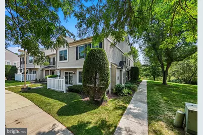 1303 Black Walnut Drive #1303, Phoenixville, PA 19460 - Photo 2
