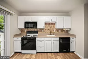 1303 Black Walnut Dr, Phoenixville, PA 19460 - Photo 16