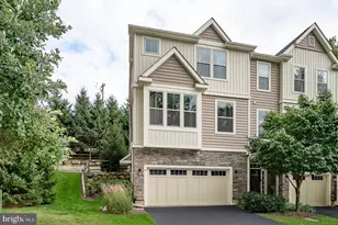 9 Treyburn Dr, Paoli, PA 19301 - Photo 2