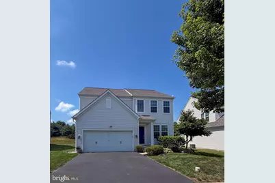 823 S Haines Circle, Downingtown, PA 19335 - Photo 2