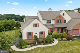 85 Ascot Dr, Elverson, PA 19520 - Photo 1
