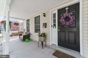 112 Dayton St, Phoenixville, PA 19460 - Photo 4