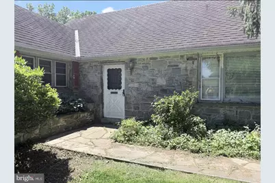 18 Galicia Drive, Phoenixville, PA 19460 - Photo 2