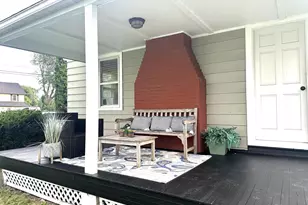 29 Washington Ln, Coatesville, PA 19320 - Photo 2