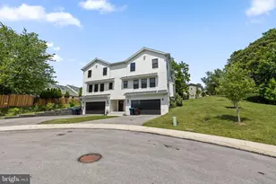 985 Henry Ave, Wayne, PA 19087 - Photo 1