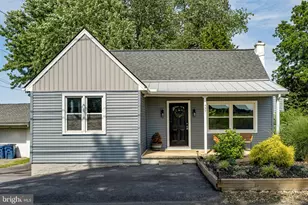437 S 5th St, Oxford, PA 19363 - Photo 1
