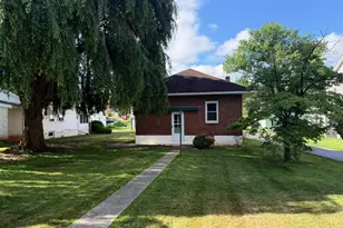 67 W Schuylkill Rd, Pottstown, PA 19465 - Photo 4