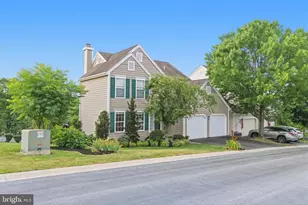 415 Carpenters Cove Ln, Downingtown, PA 19335 - Photo 1