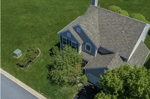 415 Carpenters Cove Ln, Downingtown, PA 19335 - Photo 2